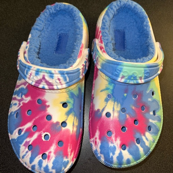 crocs - Picture 2 of 6